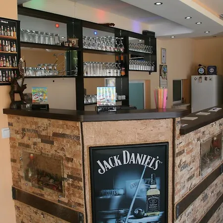 Отель Ivatea Family