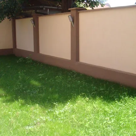 Отель Ivatea Family 2*