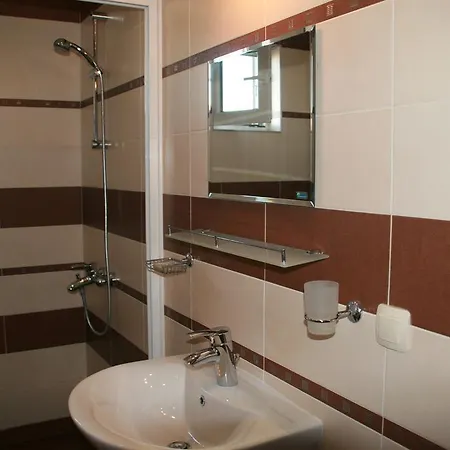 Hotel Ivatea Family 2*