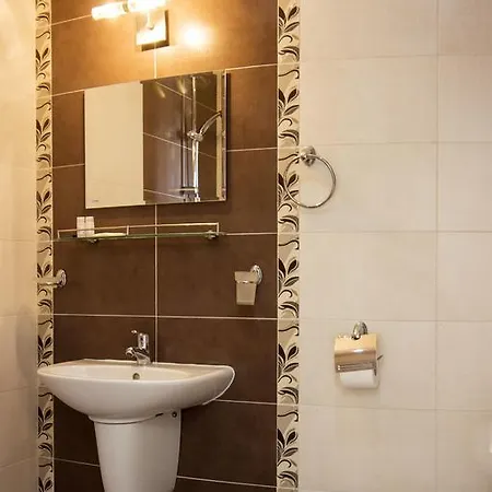 Ivatea Family Hotel