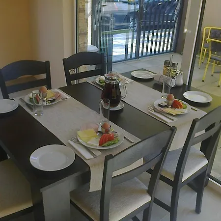 Ivatea Family Hotel