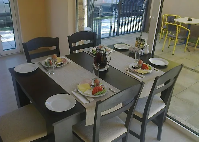 Ivatea Family Szálloda