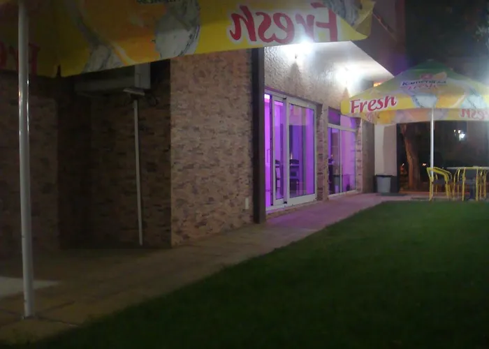 Ivatea Family Szálloda 2*