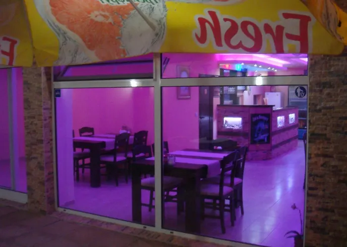 Szálloda Ivatea Family Ravda