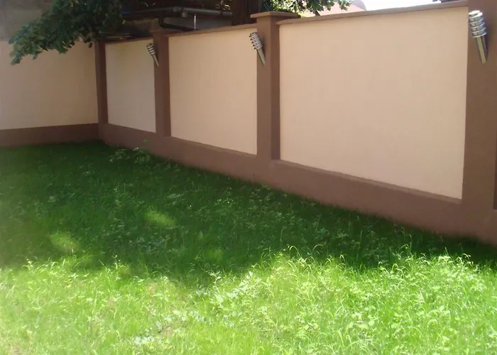 Szálloda Ivatea Family 2*